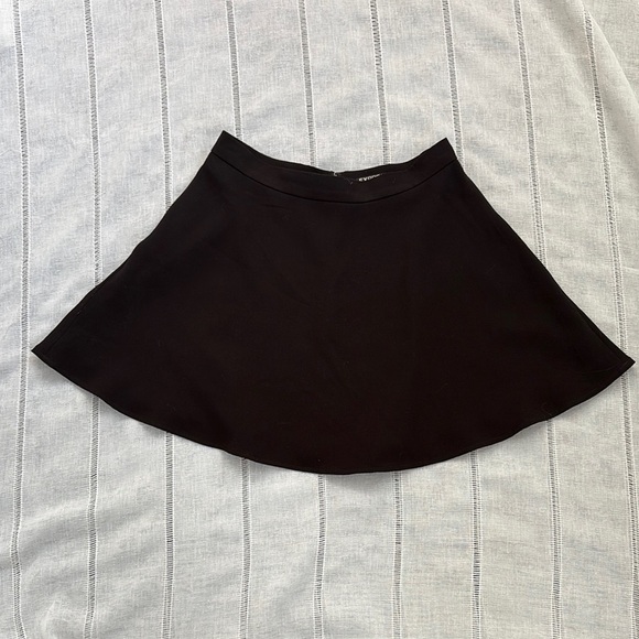 Express Black Skater Mini Skirt for Casual Wear - Picture 10 of 10